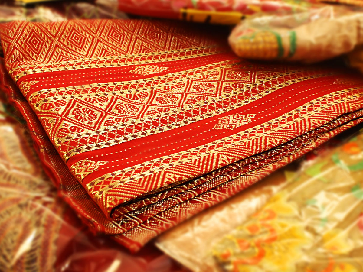 Pesona Pandai Sikek, Kampung Tenun Songket dan Bordiran Tradisi Minangkabau