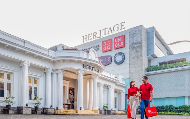 11 (Heritage Factory Outlet)