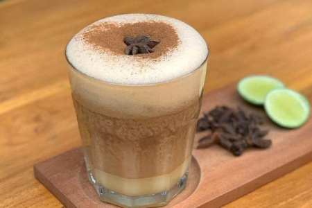 TEH TALUA: MINUMAN TRADISIONAL MINANGKABAU YANG UNIK DAN BERKHASIAT