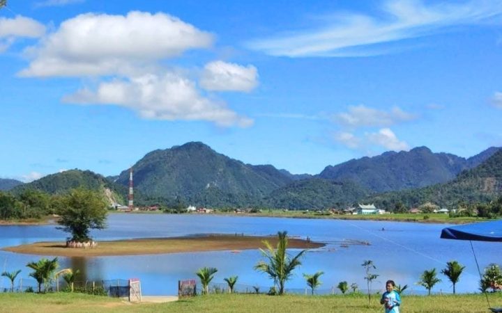 Danau-Tarusan-Kamang