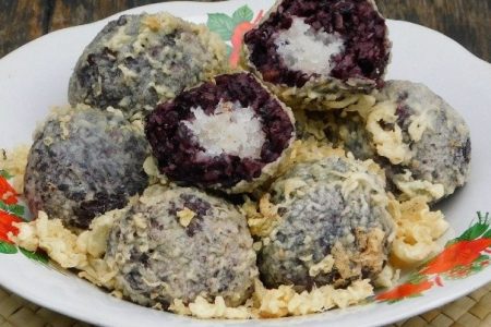 Jangan Pandang Rupa : Godok Katan Itam Ini Sedapnya Lain Macam