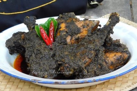 KEUNIKAN GULAI HITAM SULIK AIA, HIDANGAN HITAM DENGAN RASA ISTIMEWA