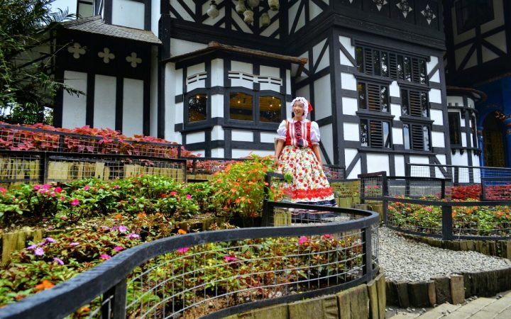 cozzyid-hotel-murah-hotel-terdekat-penginapan-murah-penginapan-terdekat-booking-hotel-farmhouse-susu-lembang-surga-kecil-ala-eropa-di-bandung-sumber-gambar-mediaindonesia