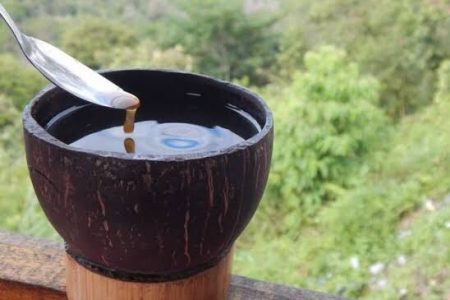 KAWA DAUN: SECAWAN RASA, SEJUTA NILAI BUDAYA