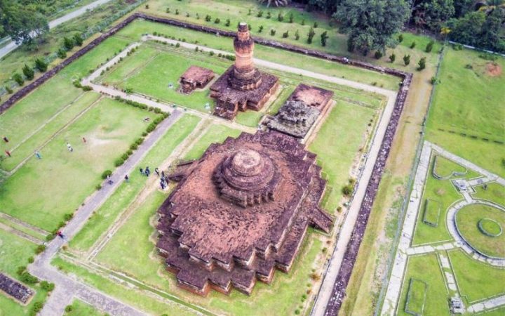 misteri-candi-muara-takus-ada-gerombolan-gajah-berziarah-di-masa-lampau-loZ6yoez1q