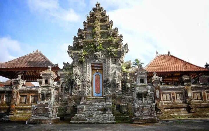 pura-agung