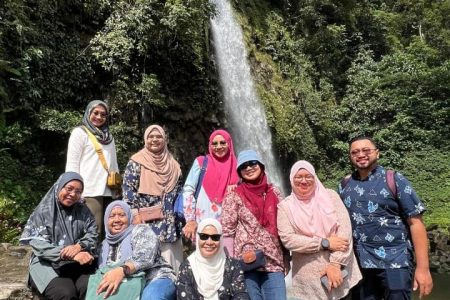 Air Terjun Lembah Anai: Permata Alam di Laluan Padang Bukittinggi