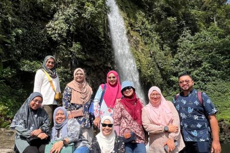 Air Terjun Lembah Anai: Permata Alam di Laluan Padang Bukittinggi
