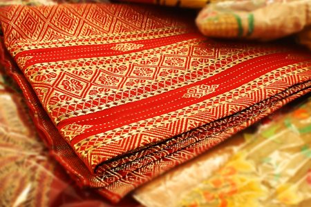 Pesona Pandai Sikek, Kampung Tenun Songket dan Bordiran Tradisi Minangkabau